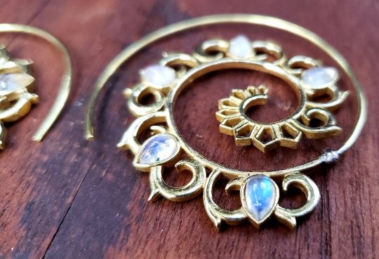 All About Moonstone Jewelry | Culture Cross