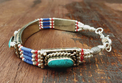 Tibetan Lapis Beaded Bracelet -- Culture Cross